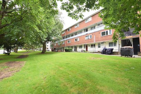 undefined, Petersfield Rise, Roehampton SW15