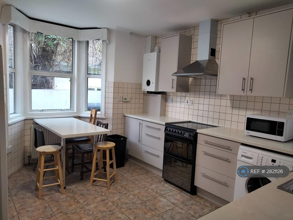 Communal Kitchen