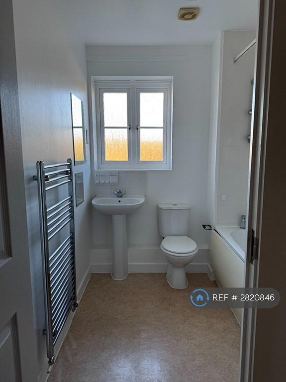 Bathroom Upstairs