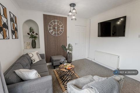 2 bedroom semi-detached house to rent, Catalina Drive, Poole, BH15