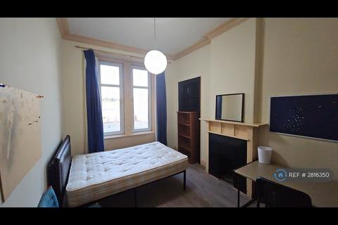undefined, Great Western Road, Glasgow, G13