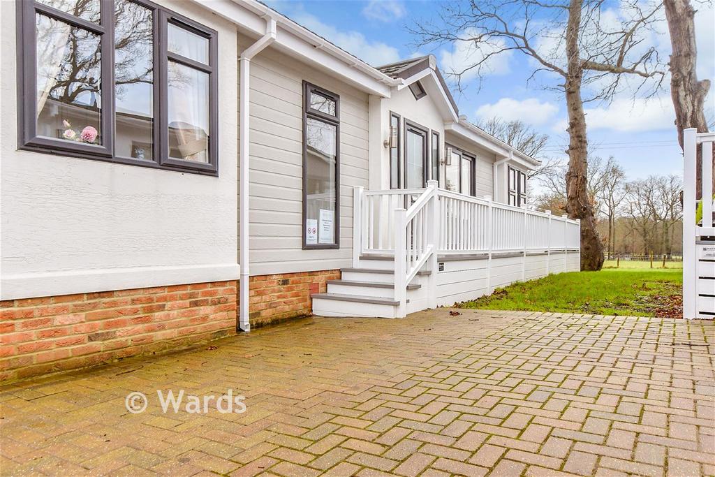 External Lifestyle Photograph