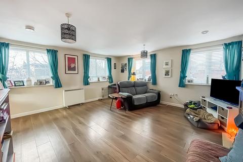 undefined, Saltash Road, Swindon SN2