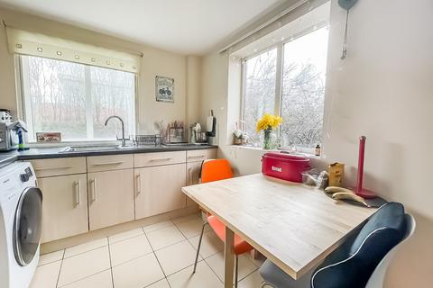 undefined, Saltash Road, Swindon SN2