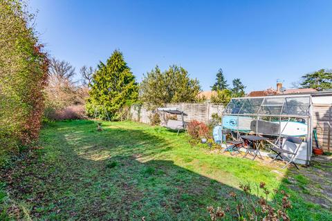 3 bedroom semi-detached house for sale, Caxton Avenue, Surrey KT15