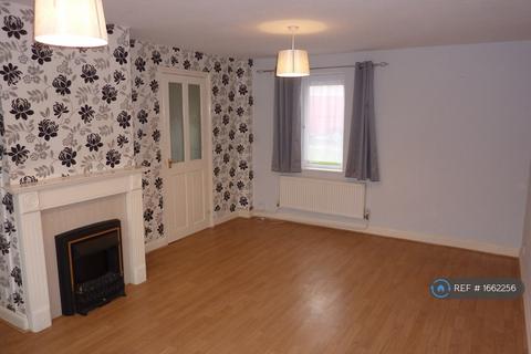 3 bedroom terraced house to rent, St Johns Way, Thetford, IP24