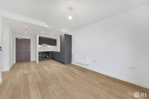 1 bedroom apartment to rent, Emerald House Acton W3