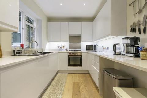 3 bedroom apartment for sale, Elsworthy Road, Primrose Hill, London, NW3