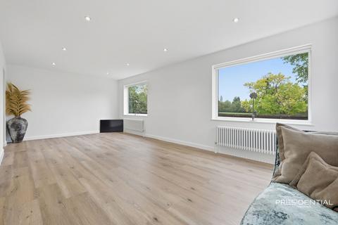 undefined, Willowmead, Chigwell IG7