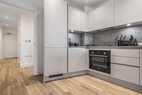 2 bedroom flat to rent, St. Marks Road Bromley BR2