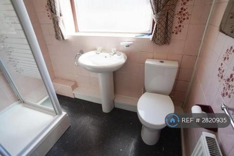 3 bedroom bungalow to rent, Cefn Nant, Cardiff, CF14