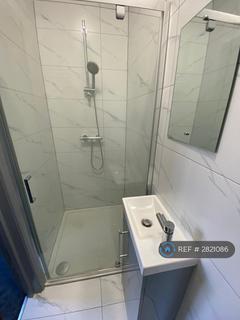 undefined, Carshalton Road, Sutton, SM1