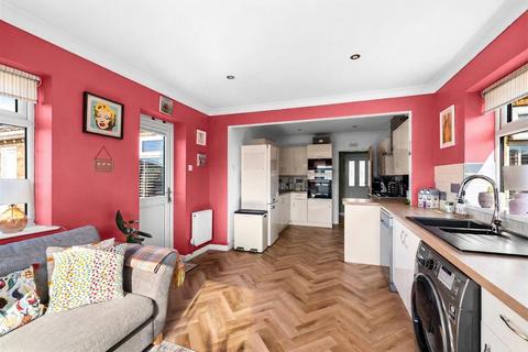 3 bedroom bungalow for sale, Fen Lane, North Hykeham