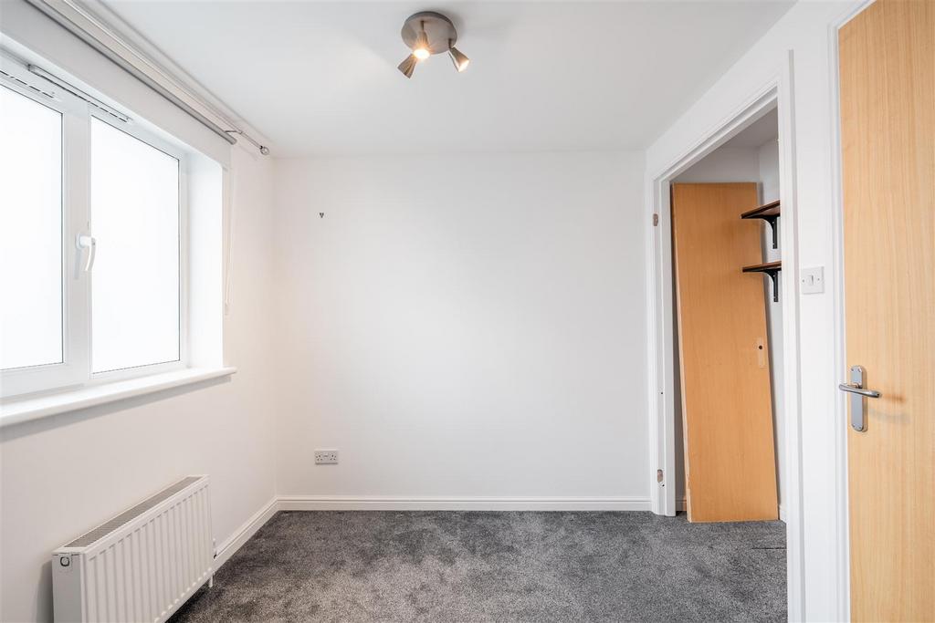 Bedroom.two.jpg