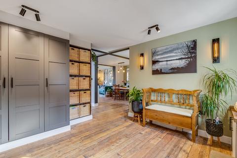 undefined, High Street, Codicote, Hertfordshire, SG4