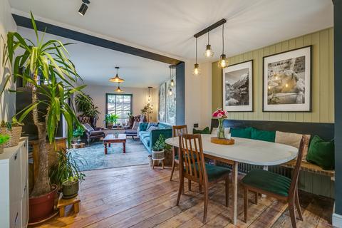 5 bedroom detached house for sale, High Street, Codicote, Hertfordshire, SG4