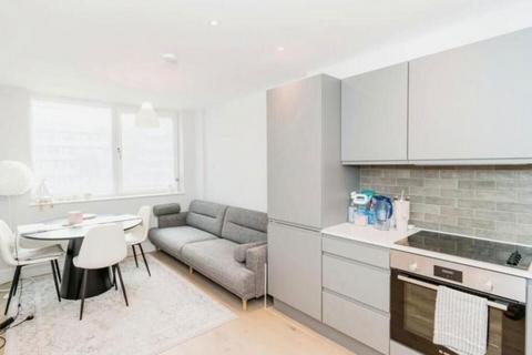undefined, 450 Romsey Road, Southampton, Hampshire, SO16 4JD