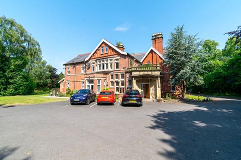 2 bedroom flat to rent, Junction Lane, Ormskirk L40