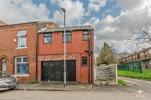End of terrace house for sale, Thornwood Avenue, Manchester M18