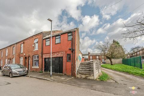 End of terrace house for sale, Thornwood Avenue, Manchester M18