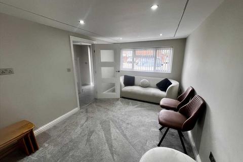 4 bedroom townhouse for sale, Brammas Close, Slough