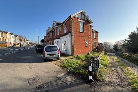 3 bedroom detached house for sale, Swanmore Road, Ryde PO33