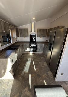 2 bedroom chalet for sale, Glan Gors Holiday Park Lon Bryn Mair, Brynteg