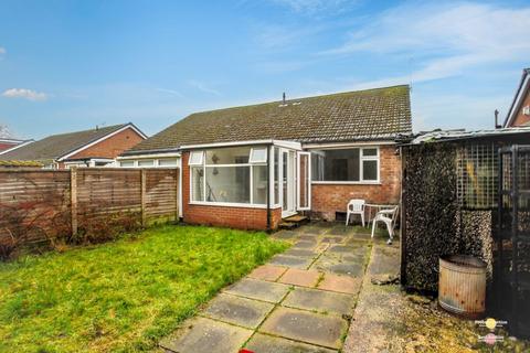 2 bedroom semi-detached house for sale, Rostherne Close, Warrington WA5