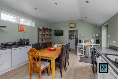 undefined, Manor Road, Mile Oak, B78