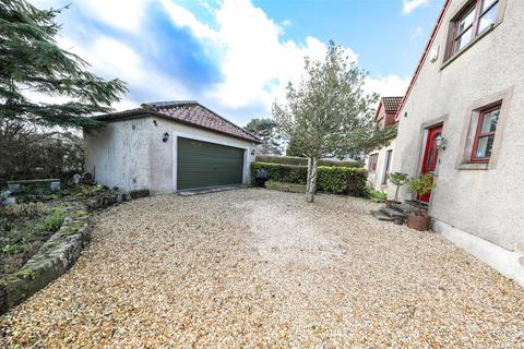 undefined, Hollytree House, Star of Markinch