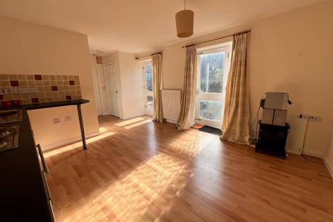 undefined, Ground Floor Flat -High Street, Rothwell