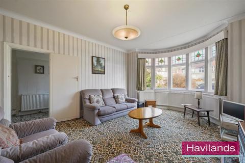 3 bedroom maisonette for sale, The Chine, London