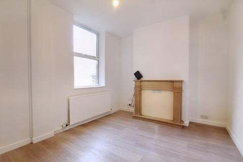 4 bedroom terraced house for sale, St. Kilda Parade, Gloucester GL1