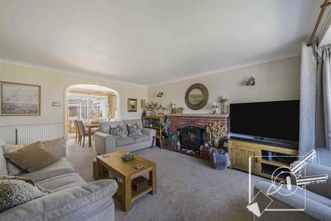 4 bedroom house for sale, Millfield Drive, Northfleet., Gravesend