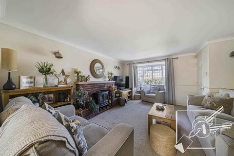 4 bedroom house for sale, Millfield Drive, Northfleet., Gravesend