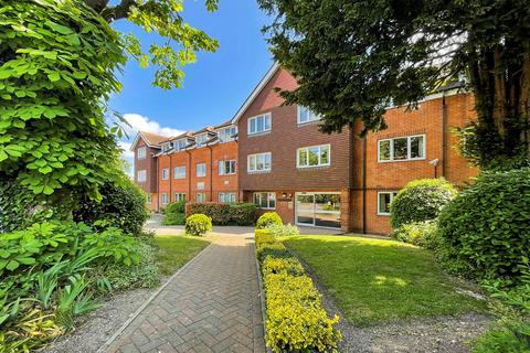 1 bedroom flat for sale, Collingwood Court, Royston