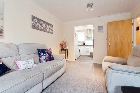 1 bedroom flat for sale, Collingwood Court, Royston