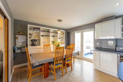 undefined, Hellis Wartha, Helston TR13