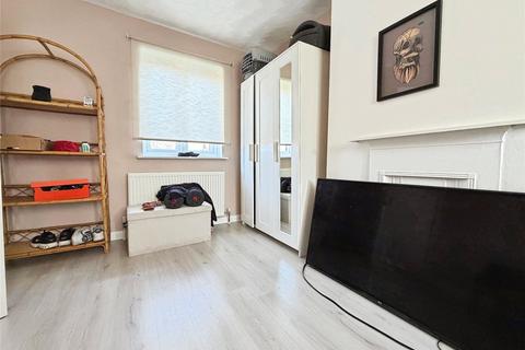 undefined, Common Rise, Hertfordshire SG4