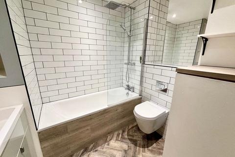1 bedroom terraced house to rent, Kelly Close, Shepperton, TW17