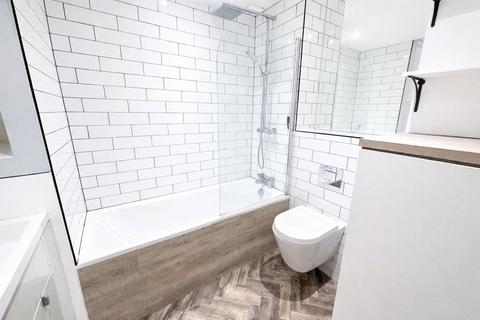 undefined, Kelly Close, Shepperton, TW17