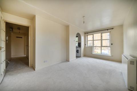 1 bedroom apartment for sale, Plough Way, London, SE16