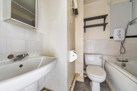 1 bedroom apartment for sale, Plough Way, London, SE16