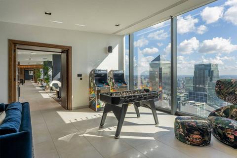 undefined, Landmark Pinnacle, London E14