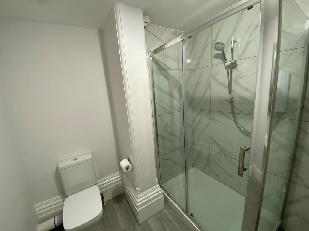 7 (bathroom