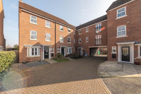 1 bedroom flat for sale, Conisborough Way, Hemsworth WF9