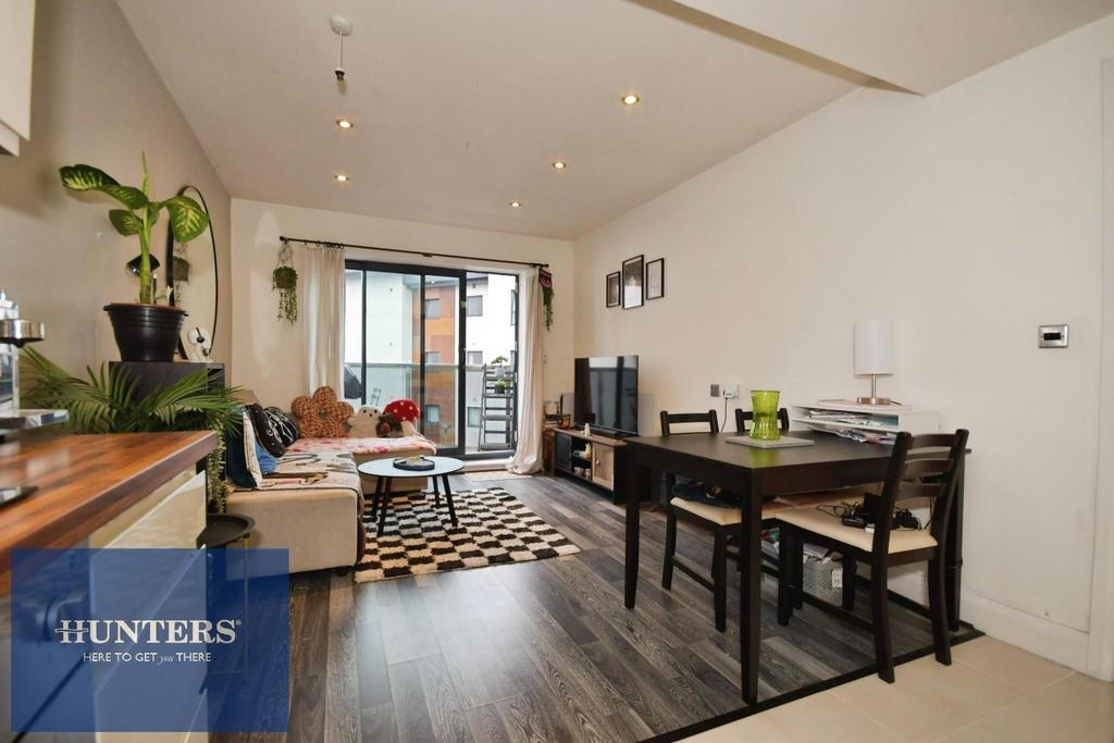 LIVING KITCHEN 03.jpg