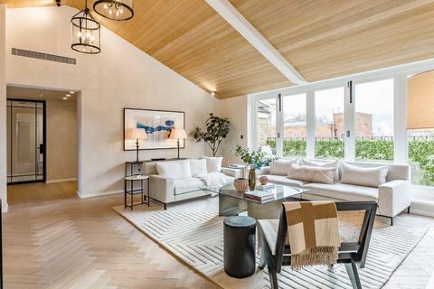 3 bedroom flat for sale, Hortensia Road, London SW10