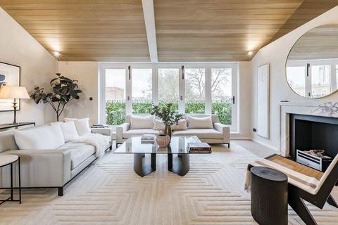 3 bedroom flat for sale, Hortensia Road, London SW10