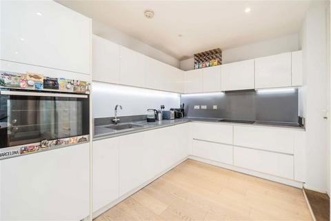 3 bedroom flat for sale, Blackfriars Road, London SE1